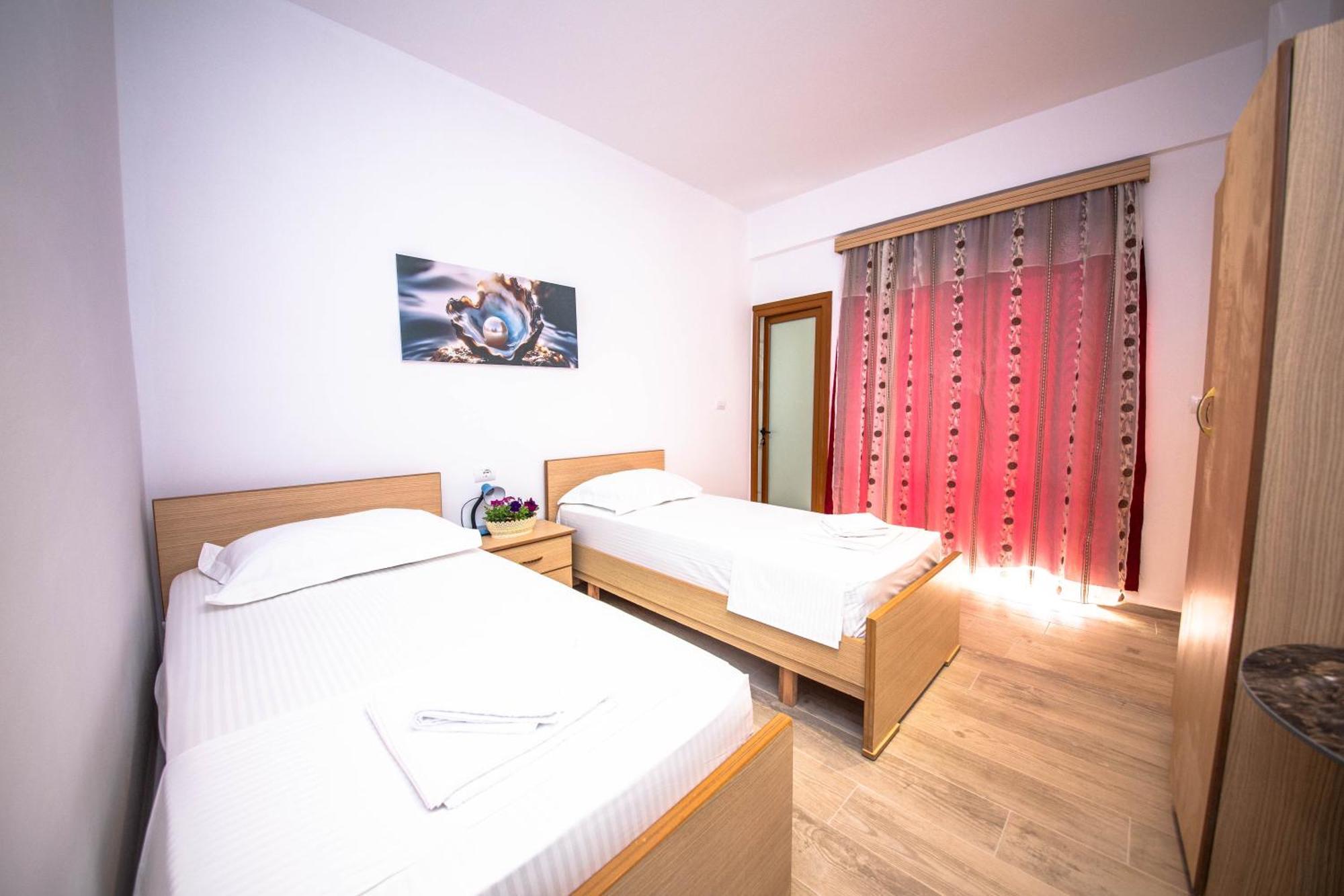 Hotel Perla Ksamil Eksteriør billede