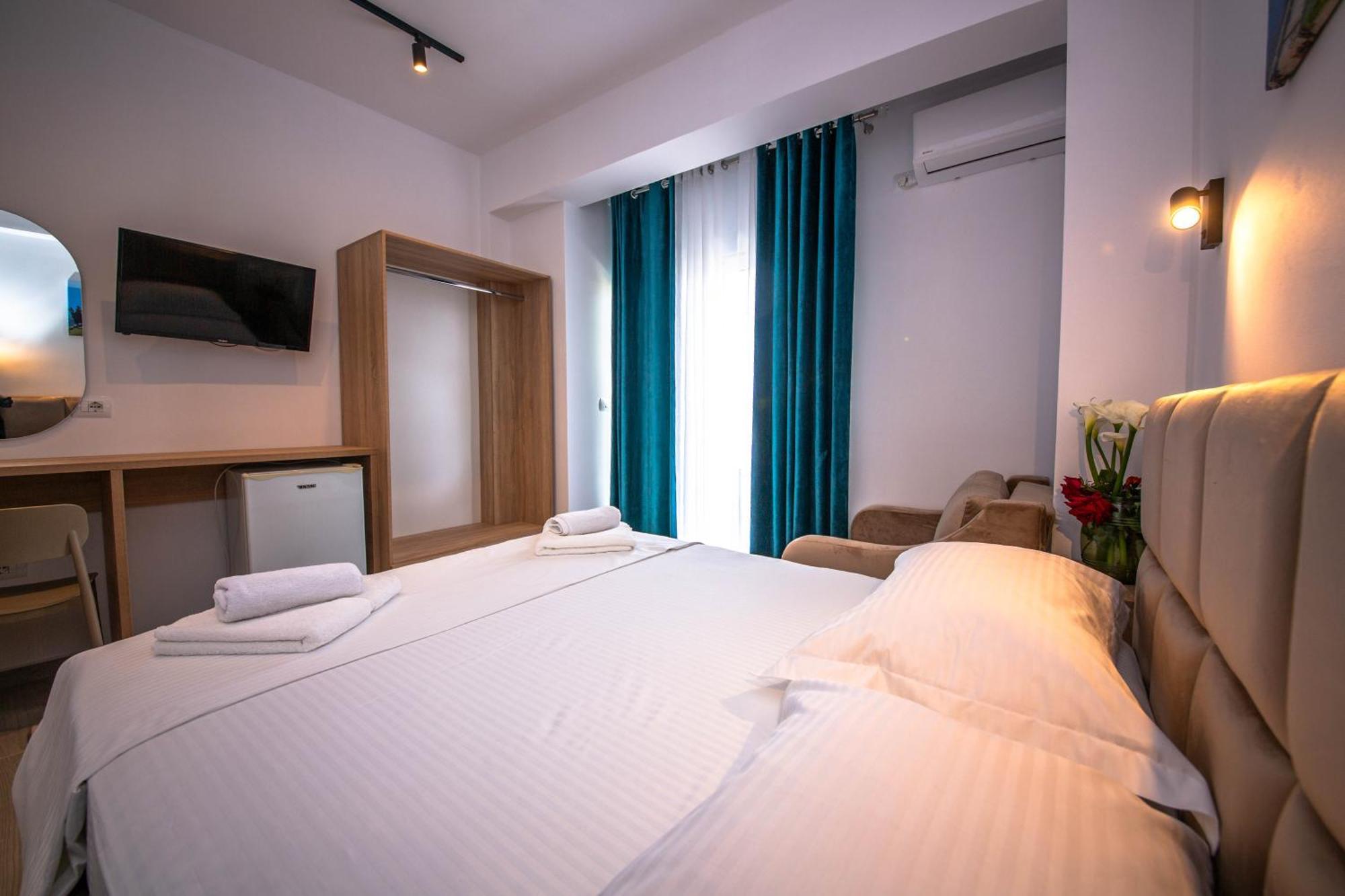 Hotel Perla Ksamil Eksteriør billede
