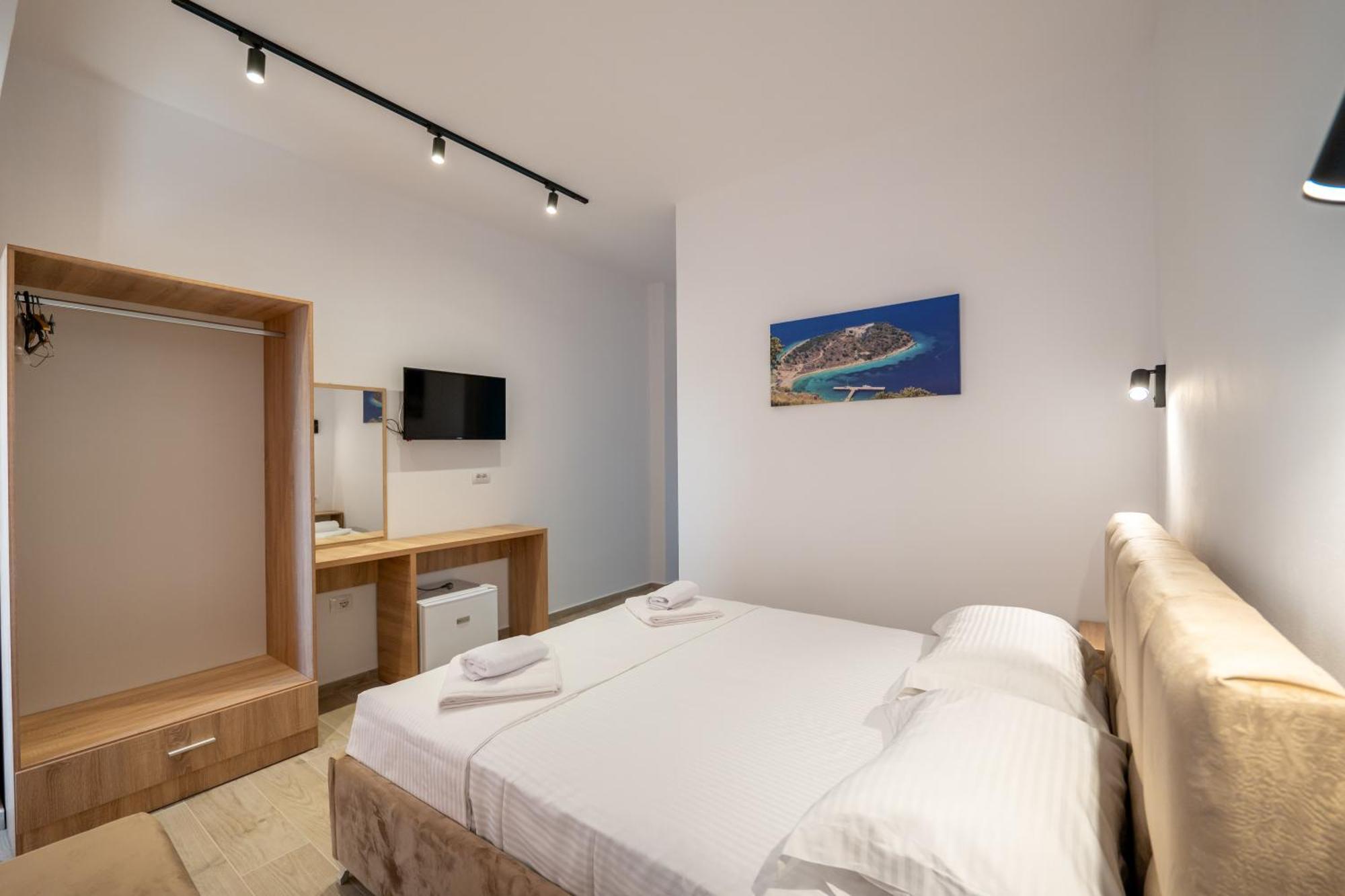 Hotel Perla Ksamil Eksteriør billede