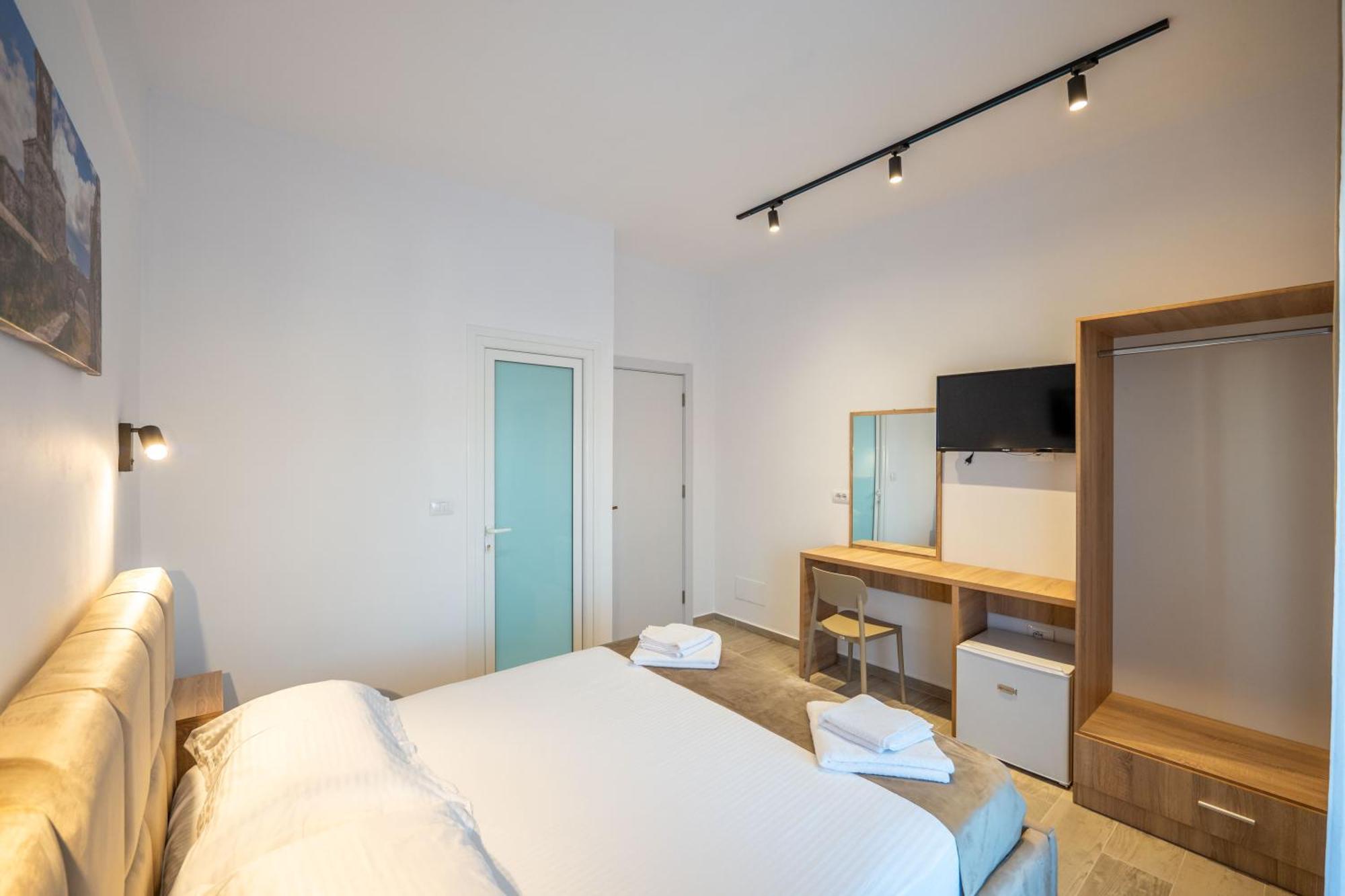 Hotel Perla Ksamil Eksteriør billede