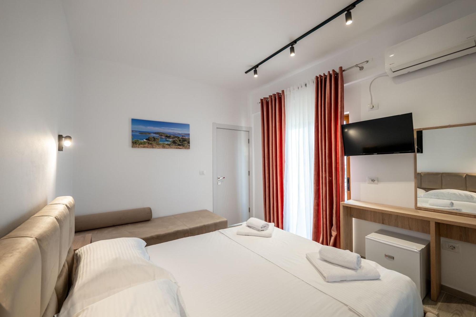 Hotel Perla Ksamil Eksteriør billede