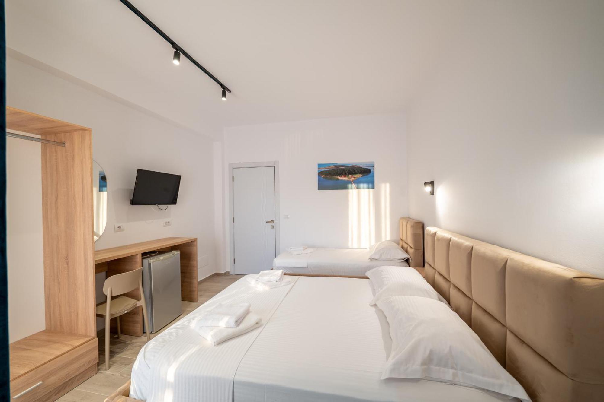 Hotel Perla Ksamil Eksteriør billede