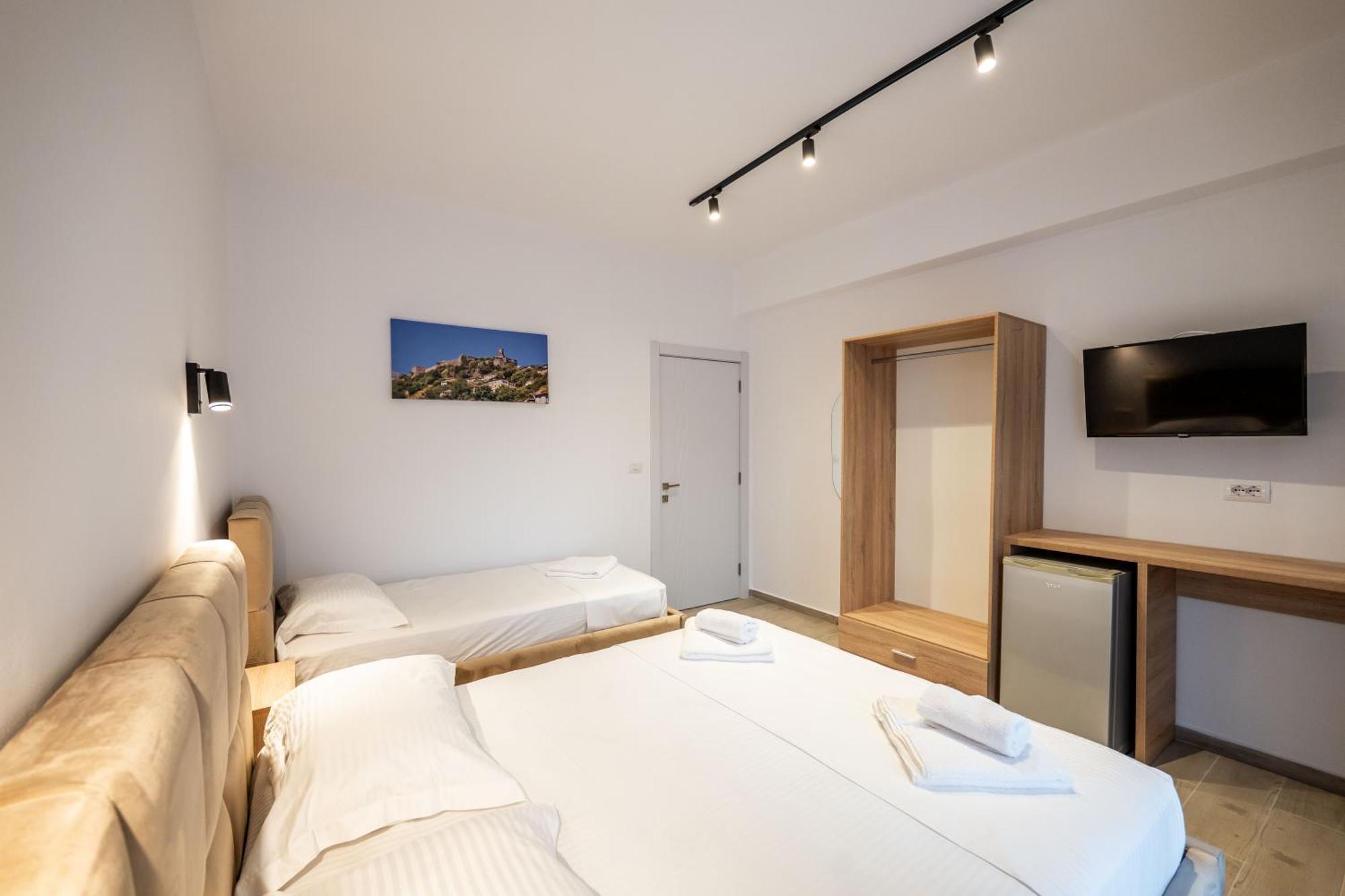 Hotel Perla Ksamil Eksteriør billede